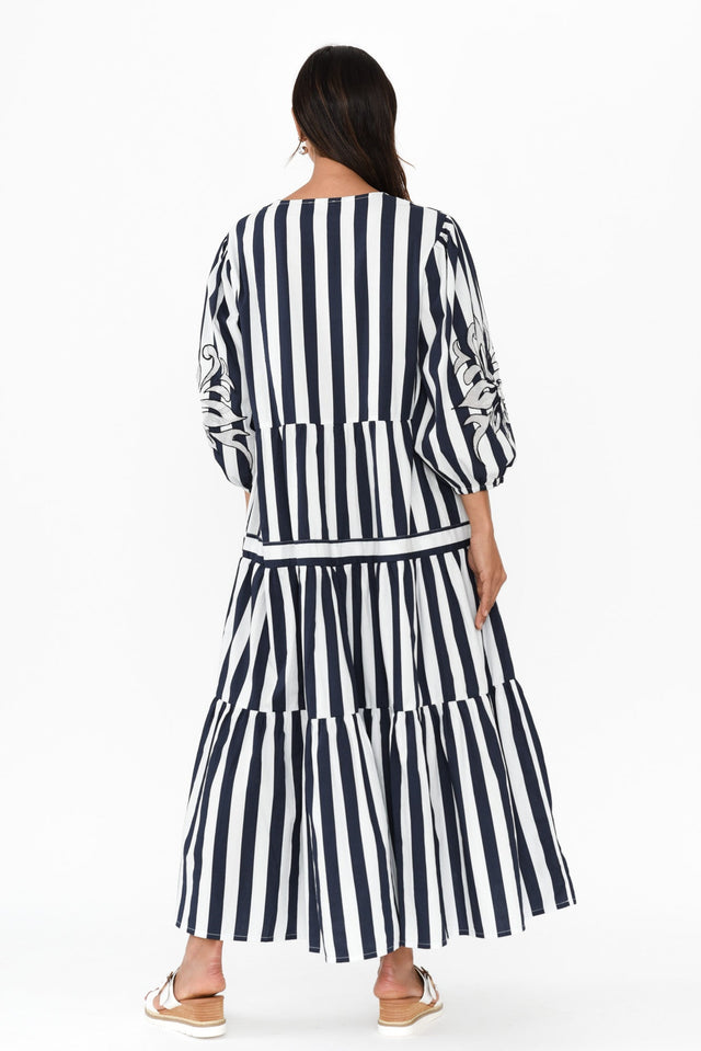 alt text|model:Cara image 5