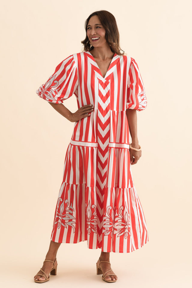 alt text|model:Cara image 6