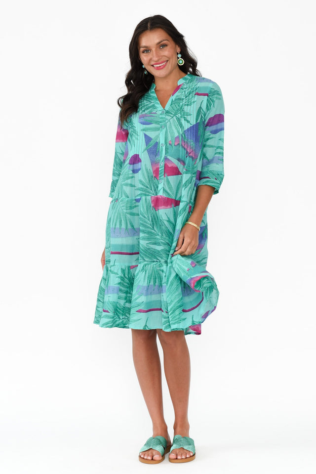 alt text|model:Brontie image 3