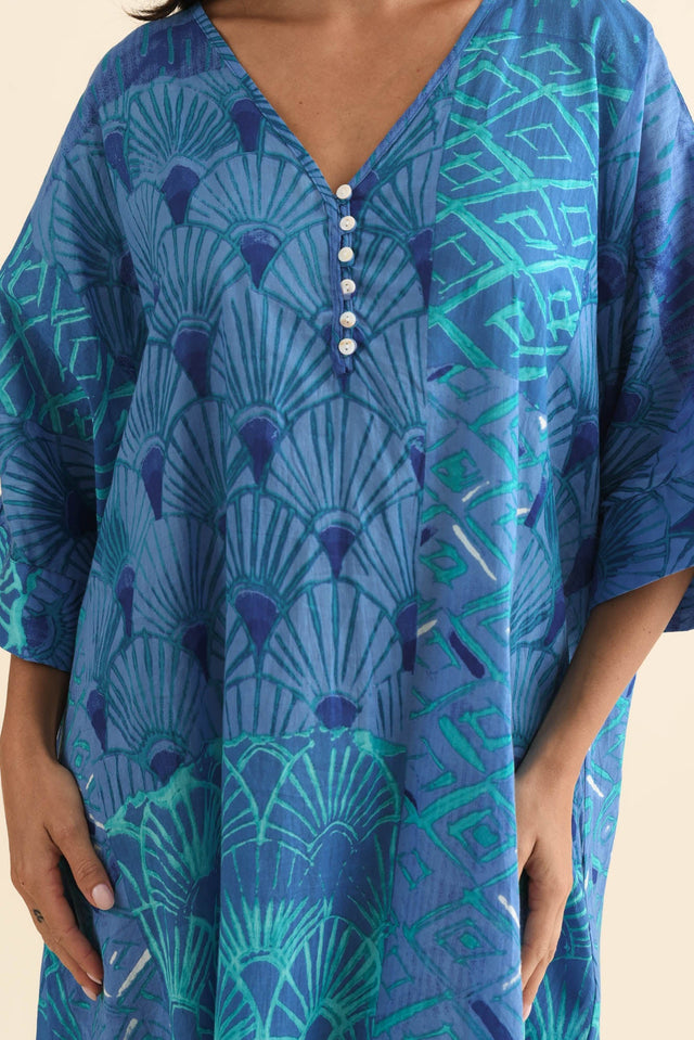 alt text|model:Brontie image 5