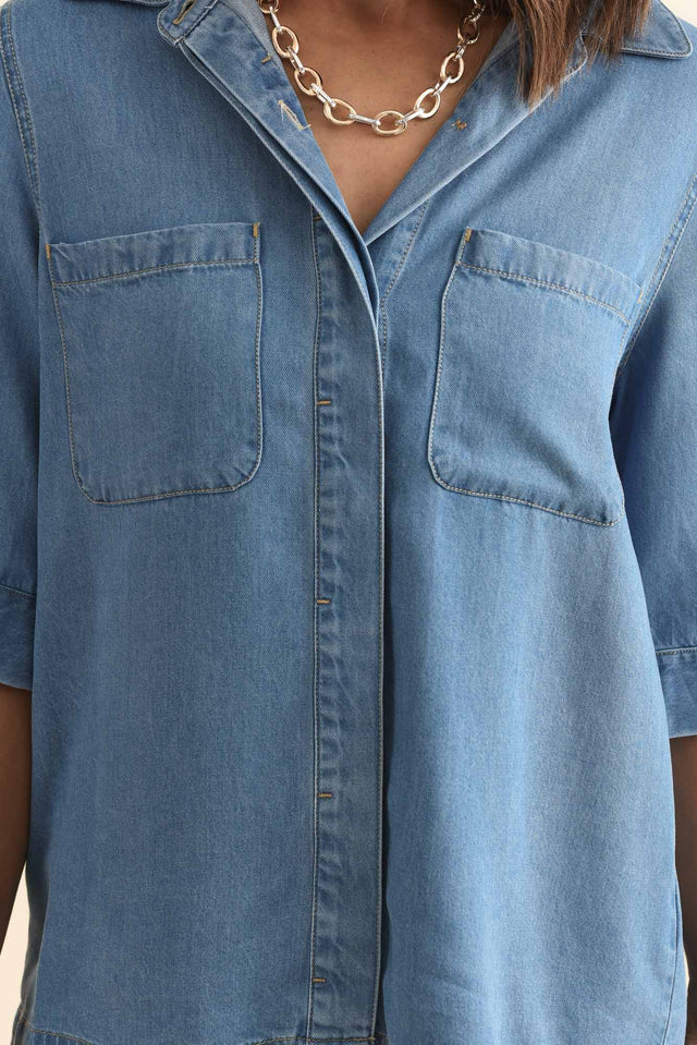 Leeds Blue Denim Pocket Shirt,Detail,Brunette model,alt text|model:Cara image 5