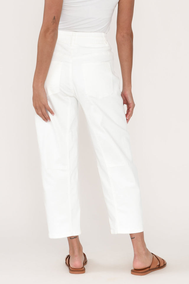 alt text|model:Brontie image 6