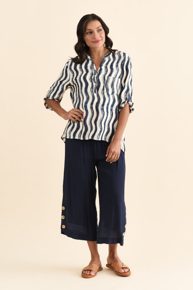 alt text|model:Brontie image 3