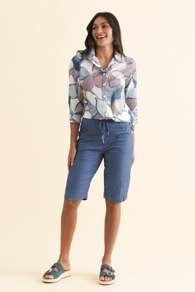 alt text|model:Brontie