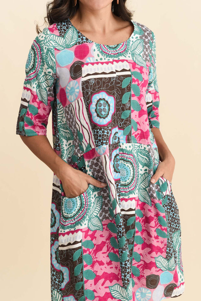 alt text|model:Brontie image 6