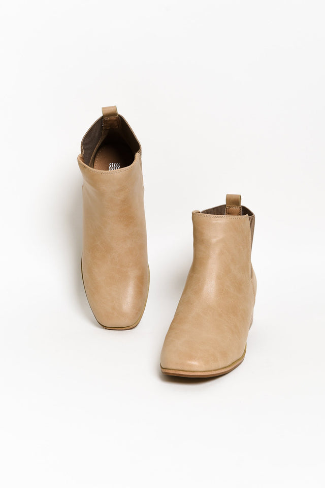 Lorena Nude Leather Heeled Boot