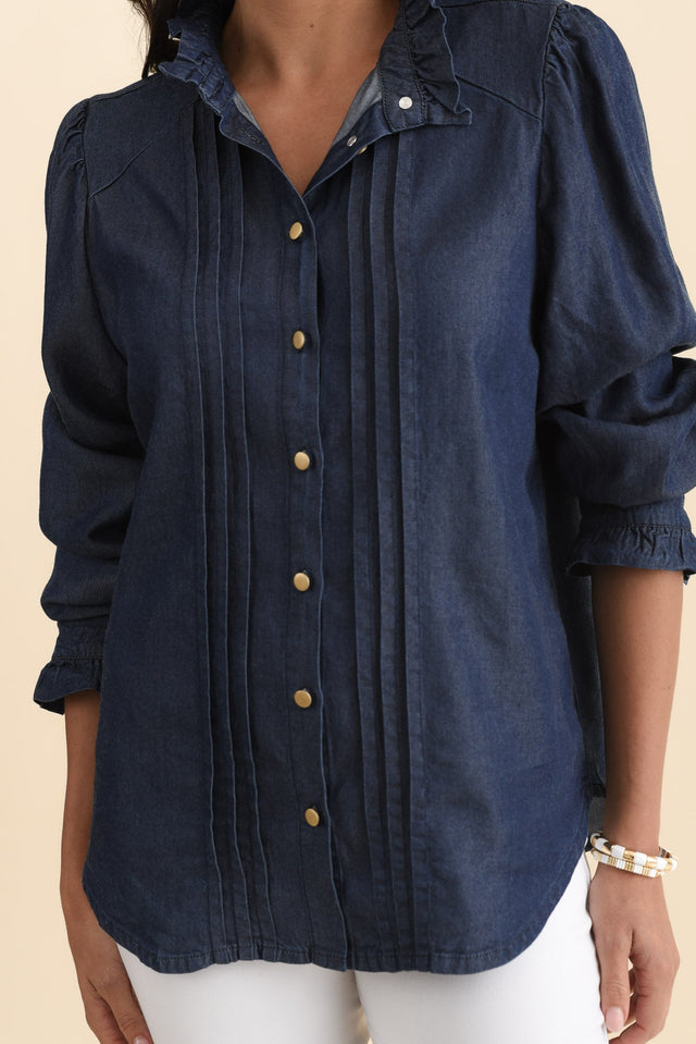 alt text|model:Brontie image 6