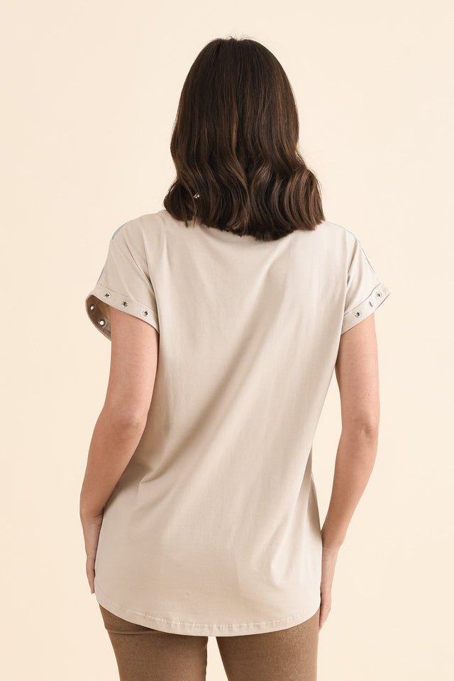 Lumi Natural Foil Spot Cotton Tee,Back,Brunette model,alt text|model:MJ image 5