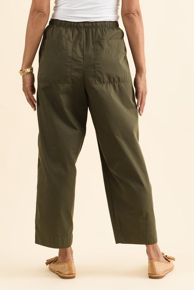 Lund Khaki Barrel Drawstring Pants,Back,Brunette model,alt text|model:Cara image 4