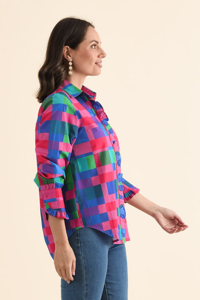 Lure Pink Gingham Cotton Poplin Shirt,brunette model,Side of Outfit,alt text|model:MJ image 3