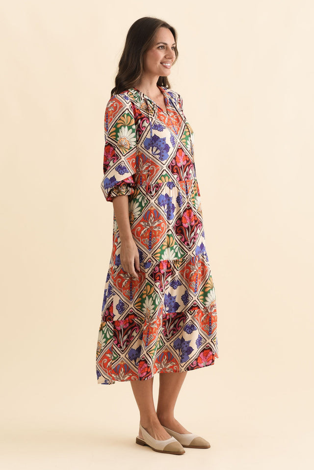 alt text|model:MJ image 4