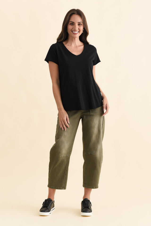 Maggie Black Cotton Vee Tee,Brunette model,alt text|model:MJ image 3