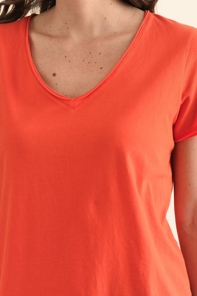 Maggie Bright Red Cotton Vee Tee,Detail,Brunette model,alt text|model:MJ image 5