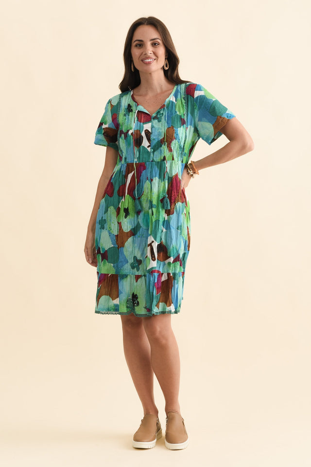 Marisol Teal Flower Crinkle Cotton Dress,Brunette model,alt text|model:MJ image 3