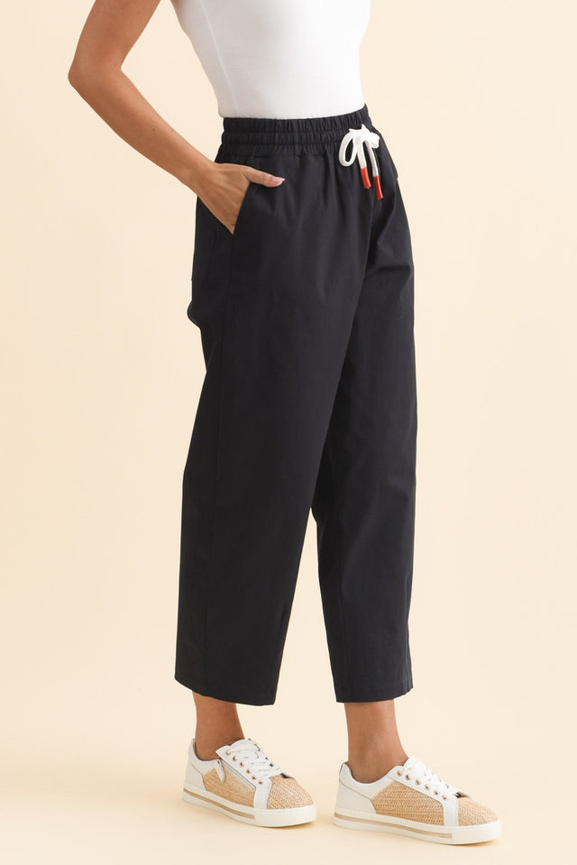Martin Navy Cotton Barrel Pants,Brunette model,alt text|model:MJ image 4