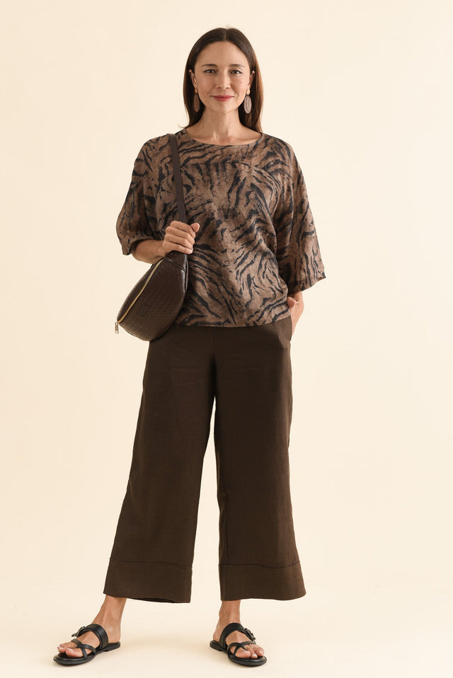 Cady Chocolate Linen Pants,Full Body,Brunette model,alt text|model:Cara image 2