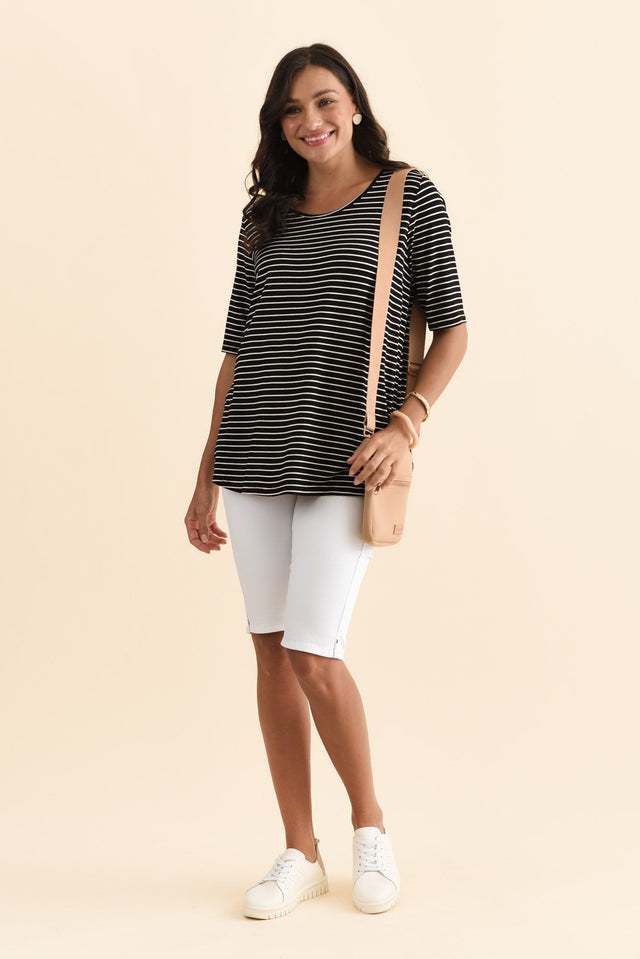 Maya Black Stripe Half Sleeve Tee,Brunette model,alt text|model:Brontie image 3