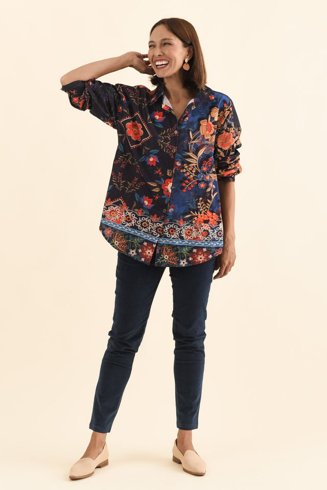 alt text|model:Cara image 6