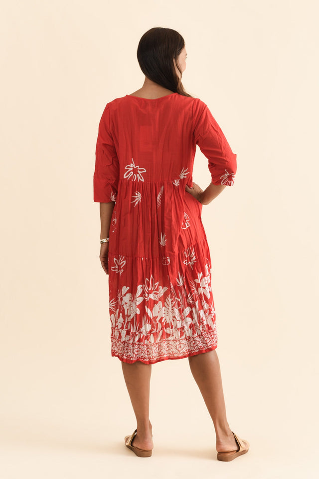 alt text|model:Cara image 4