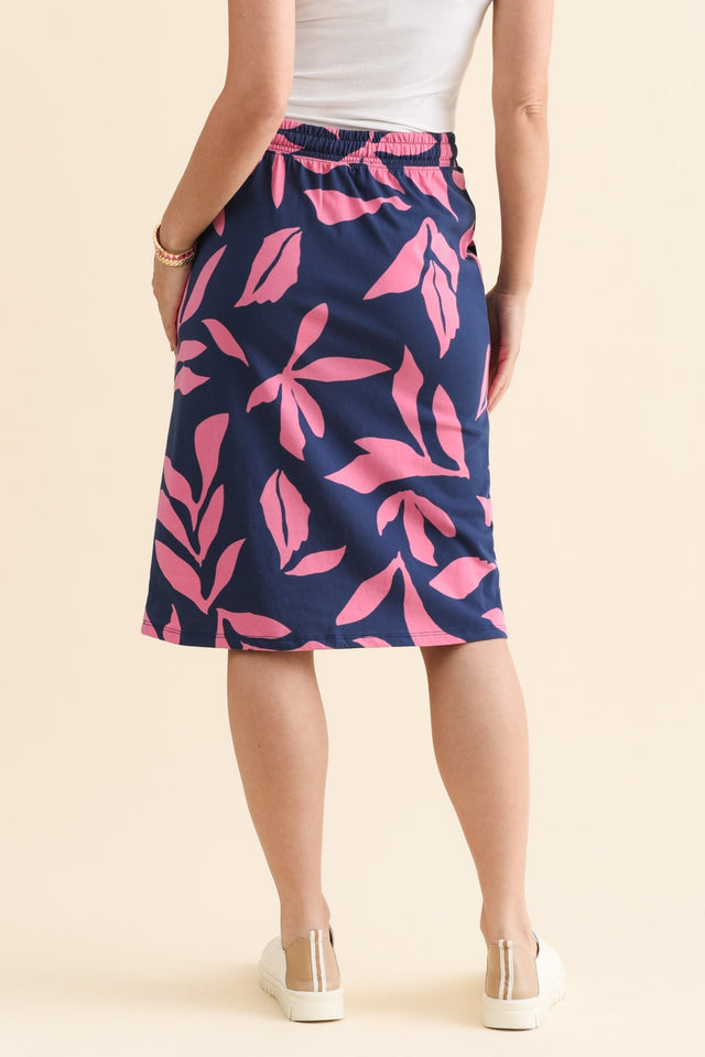 alt text|model:MJ image 6