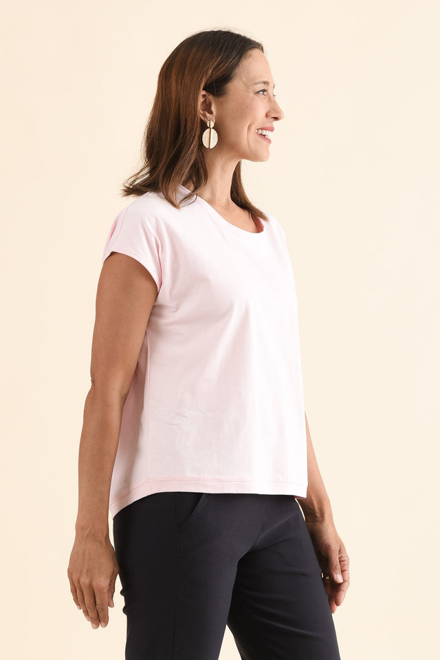 Mindy Pink Cotton Shell Tee,Side,Brunette model,alt text|model:Cara image 3