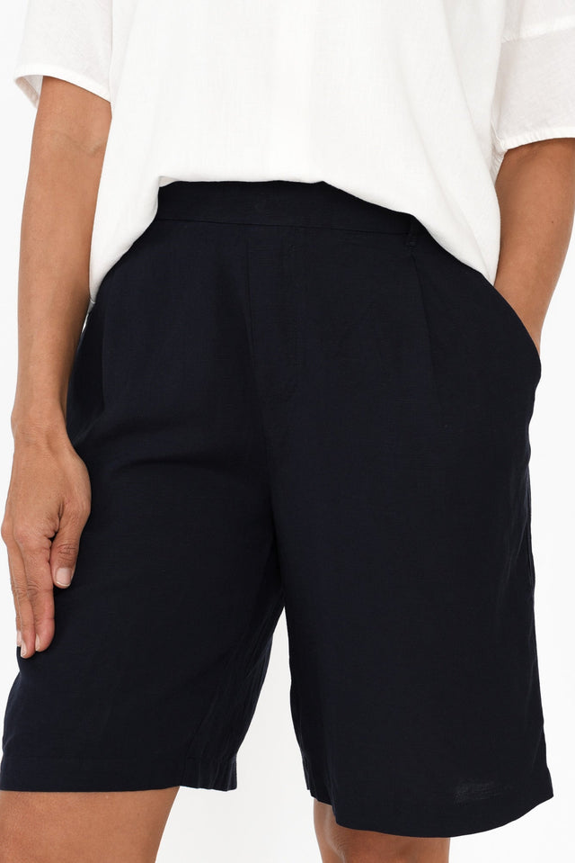 alt text|model:Cara image 6