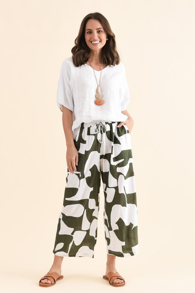 Minnelli Khaki Geo Linen Cotton Pants,Full Body,Brunette model,alt text|model:MJ image 3