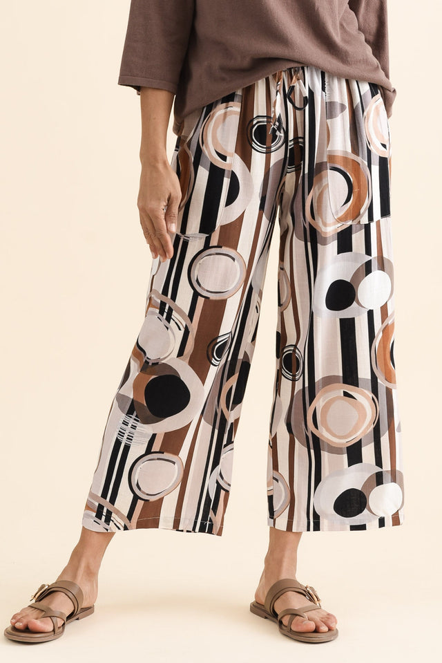 Minnelli Tan Geo Linen Cotton Pants,brunette model,Front of Outfit,alt text|model:Cara