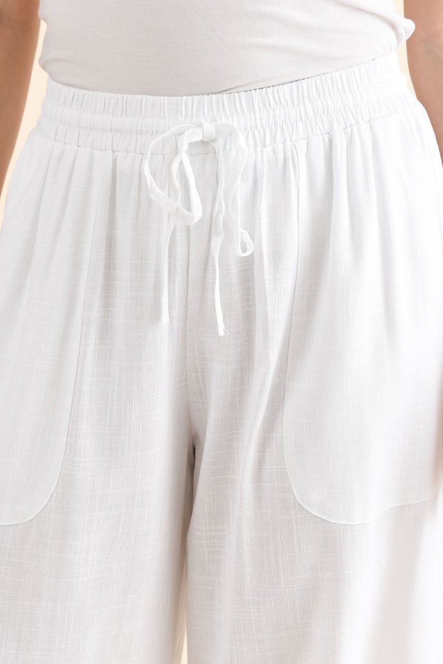 Minnelli White Linen Cotton Pants,Detail,Brunette model,alt text|model:MJ image 5