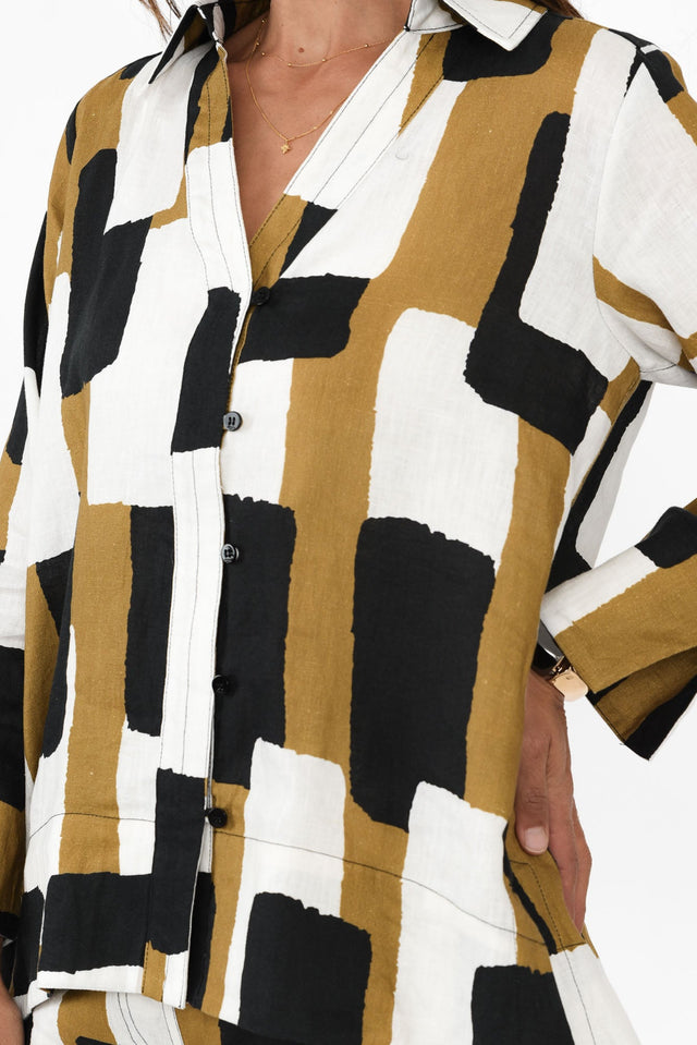 alt text|model:Cara image 6