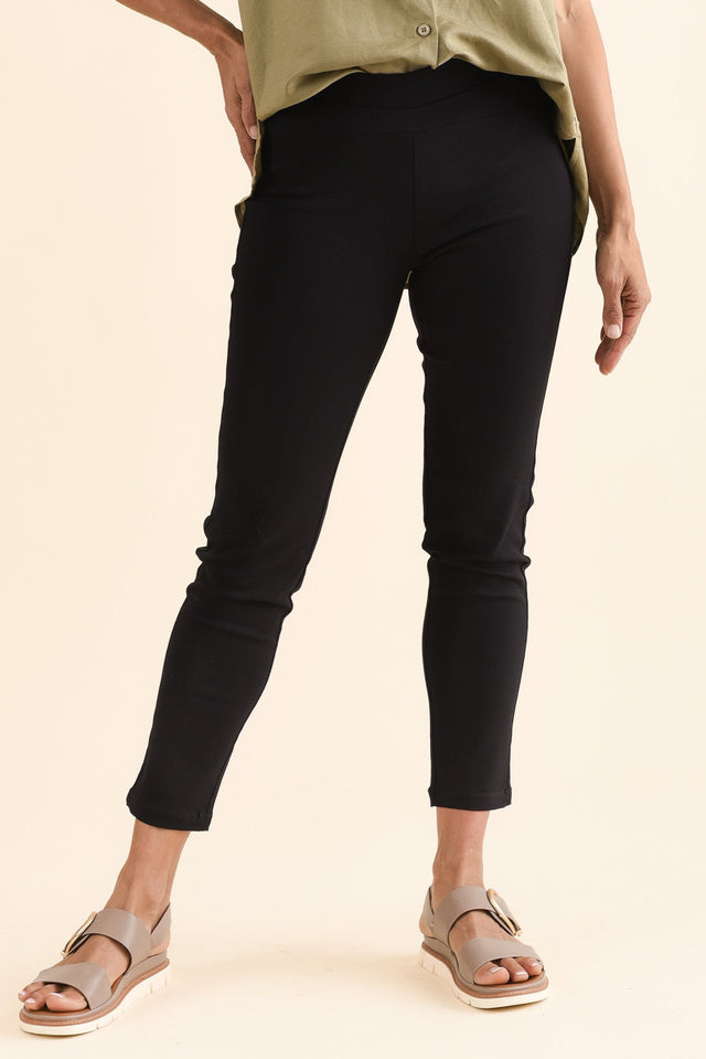 Missy Black 7/8 Stretch Pants,Front,Brunette model,alt text|model:Cara image 1
