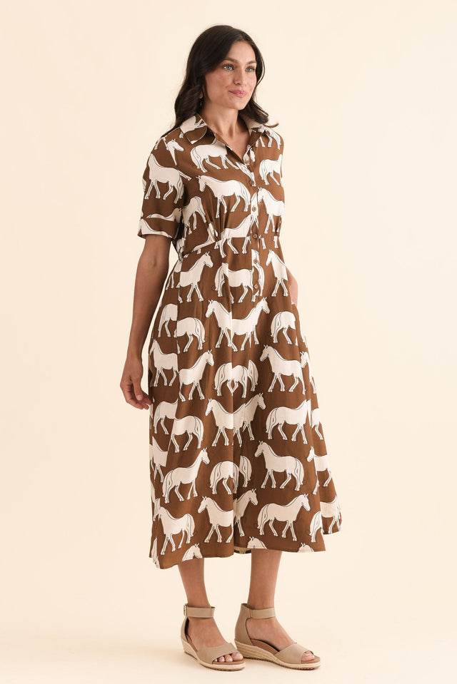 Molly Brown Horse Linen Shirt Dress,Side,Brunette model,alt text|model:Brontie image 3