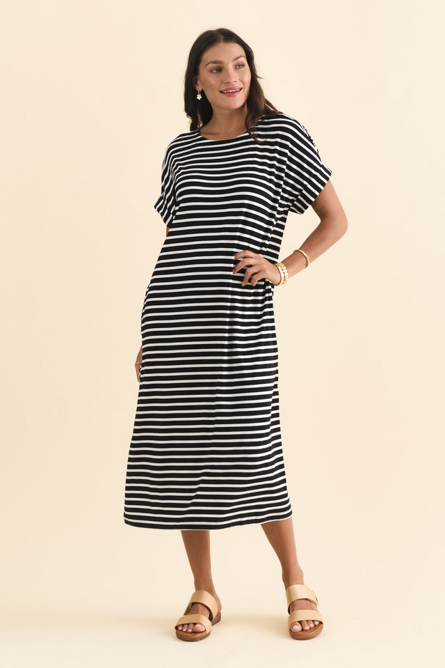 alt text|model:Brontie image 7