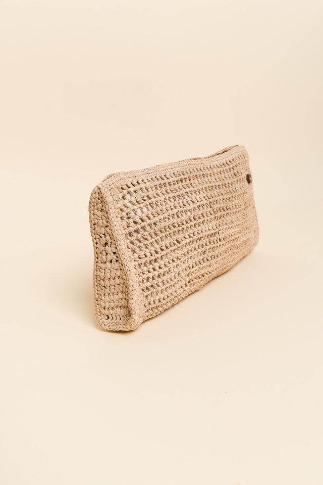 Mora Natural Raffia Clutch