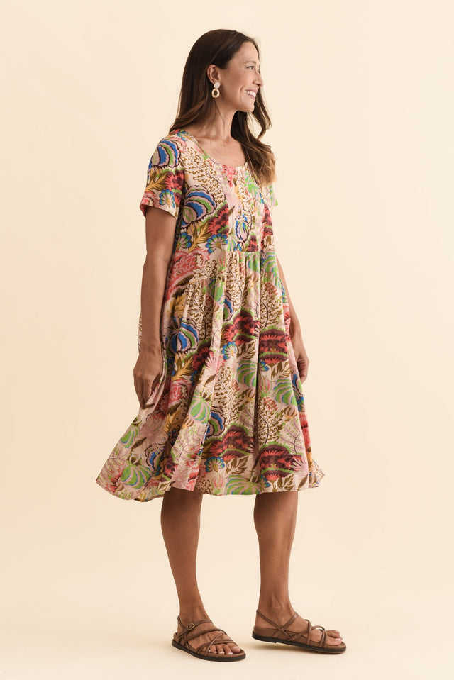 Murano Green Botanical Cotton Dress,Brunette model,alt text|model:Cara image 3