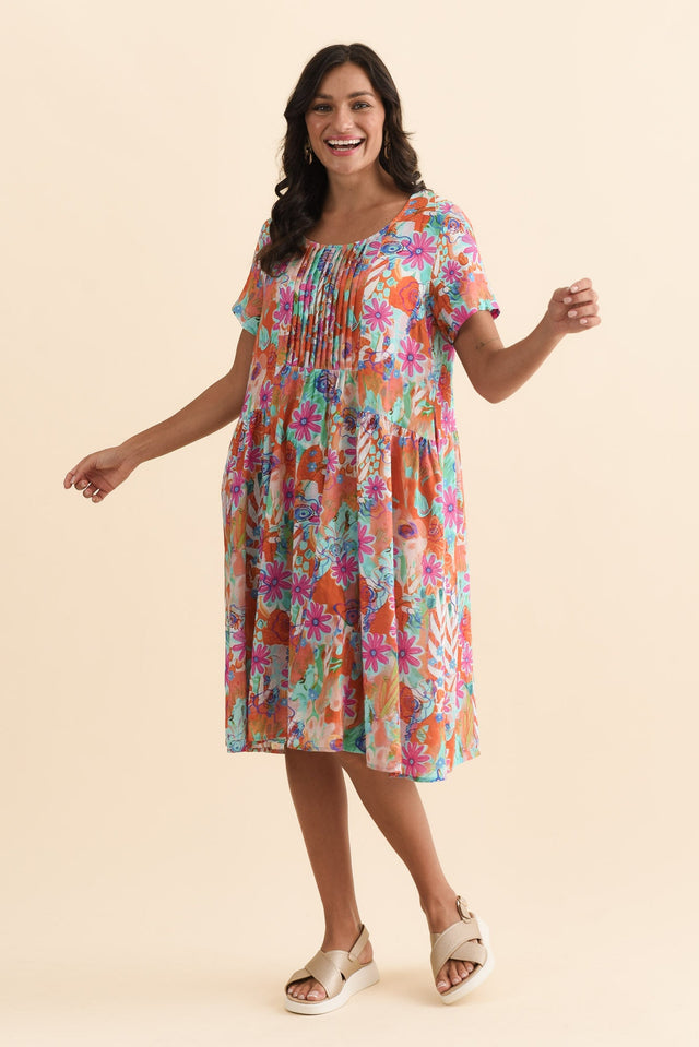 alt text|model:Brontie image 3