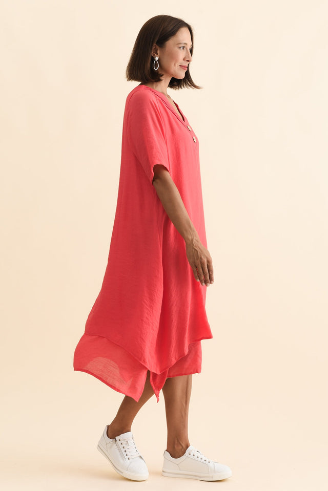 alt text|model:Cara image 4