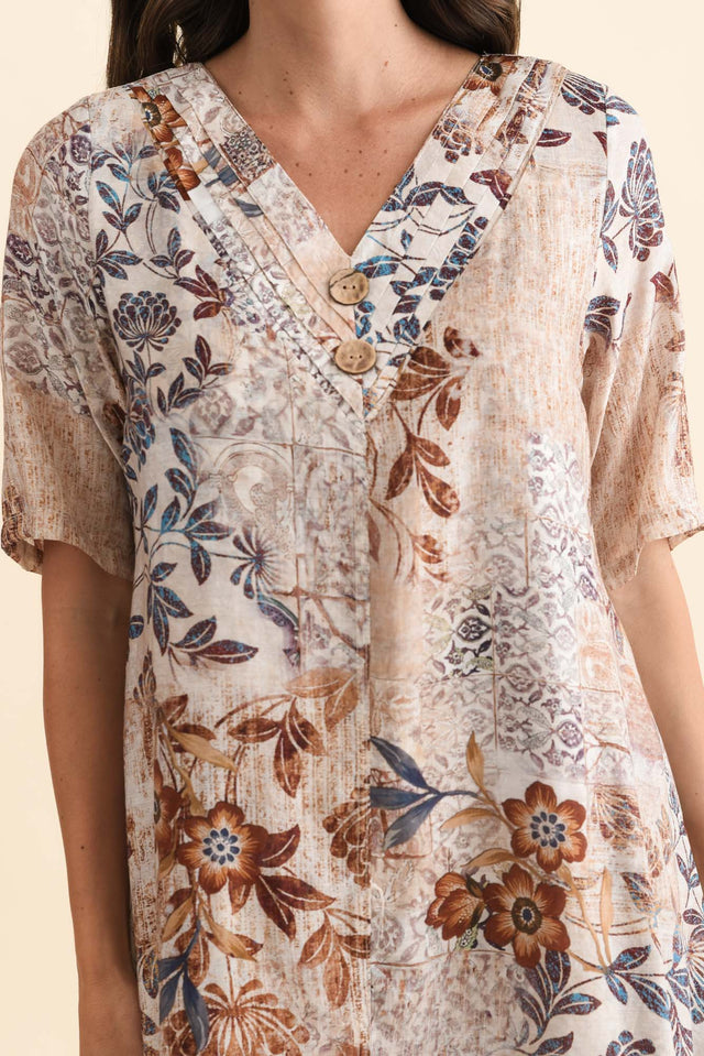 alt text|model:MJ image 6