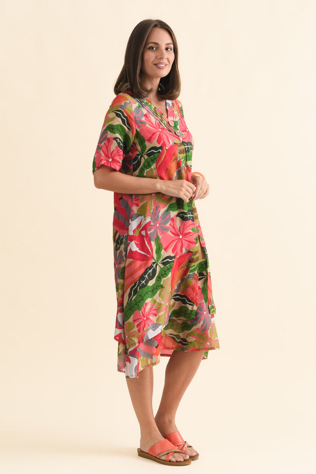 alt text|model:MJ image 6