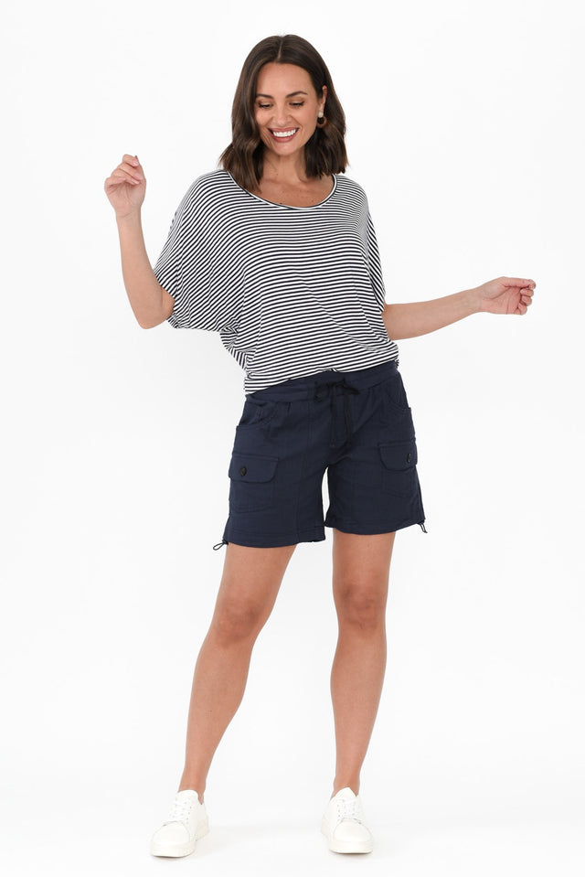 alt text|model:MJ image 3