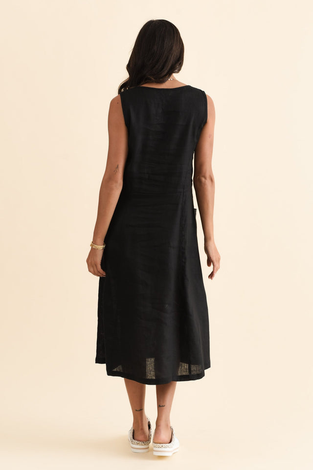 alt text|model:Brontie image 5