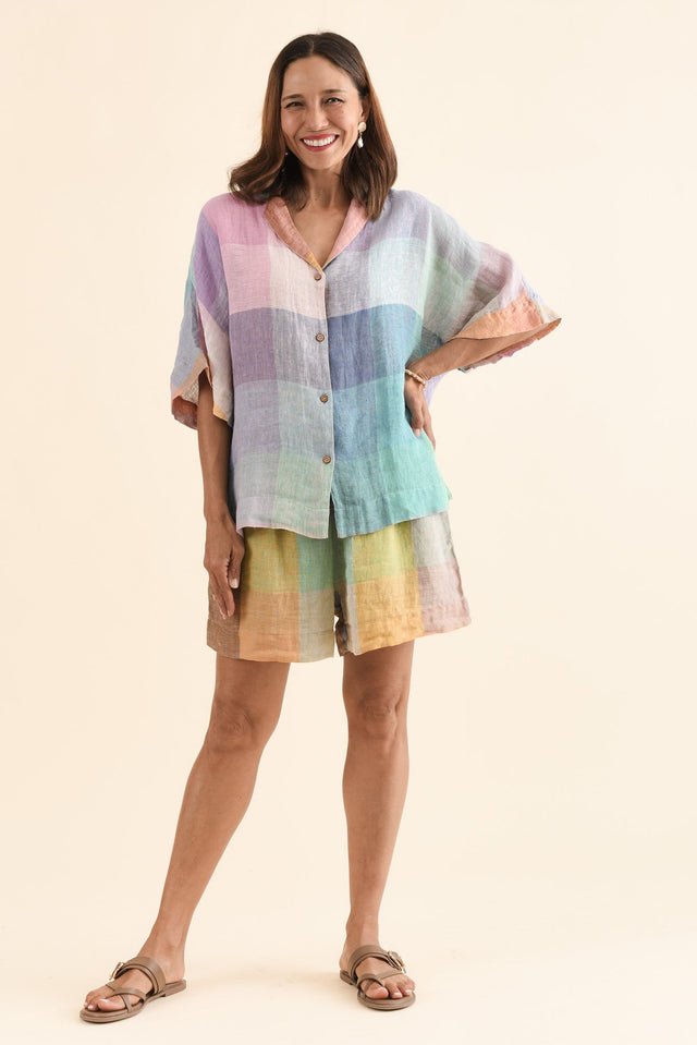 Eve Multi Check Linen Shorts,Full Body,Brunette model,alt text|model:Cara image 2