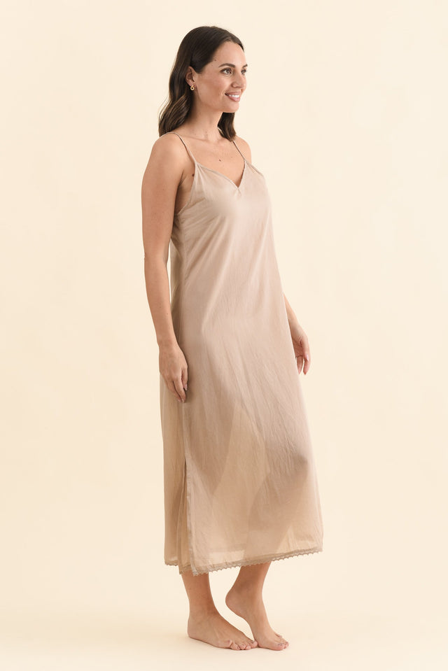 Nude Cotton Maxi Slip Dress,Brunette model,alt text|model:MJ image 4