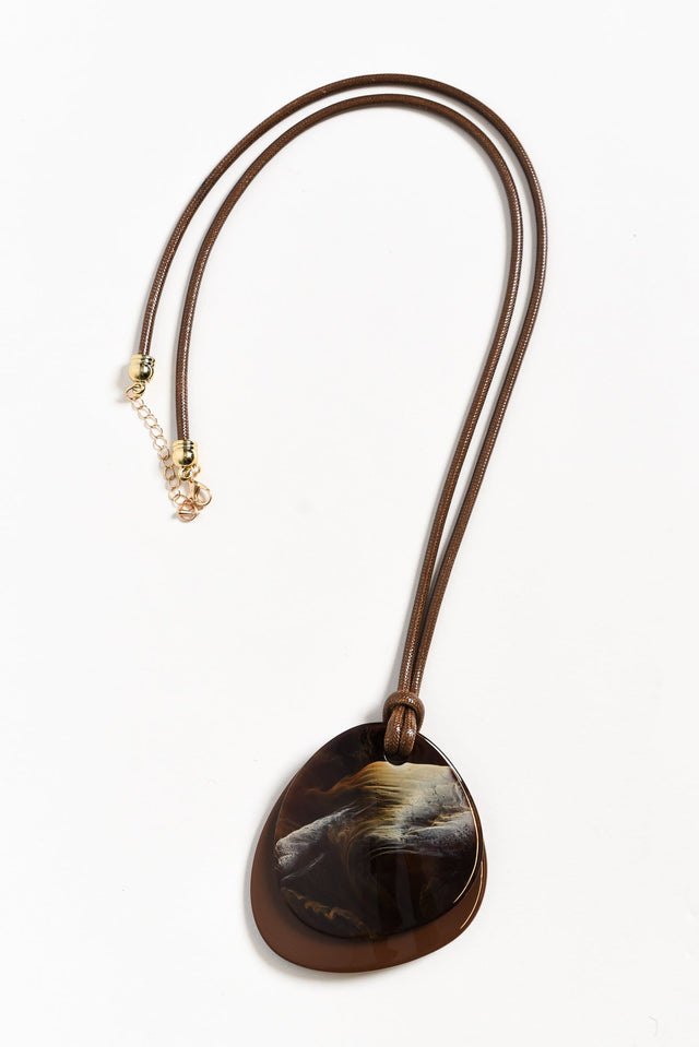 Obre Brown Oval Pendant Necklace