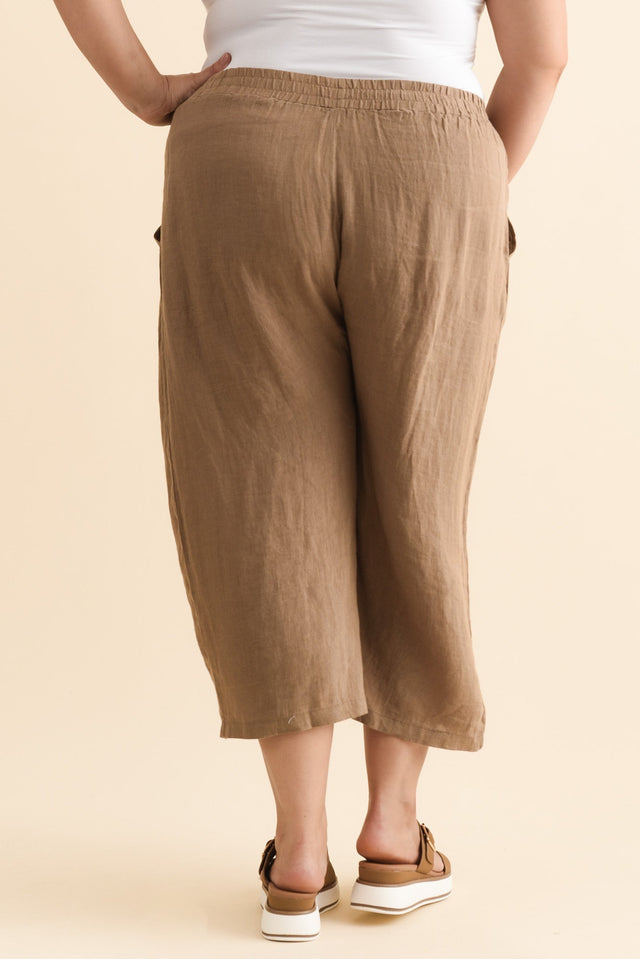 Olga Mocha Linen Wide Leg Pants,Brunette model,alt text|model:Gabby image 11