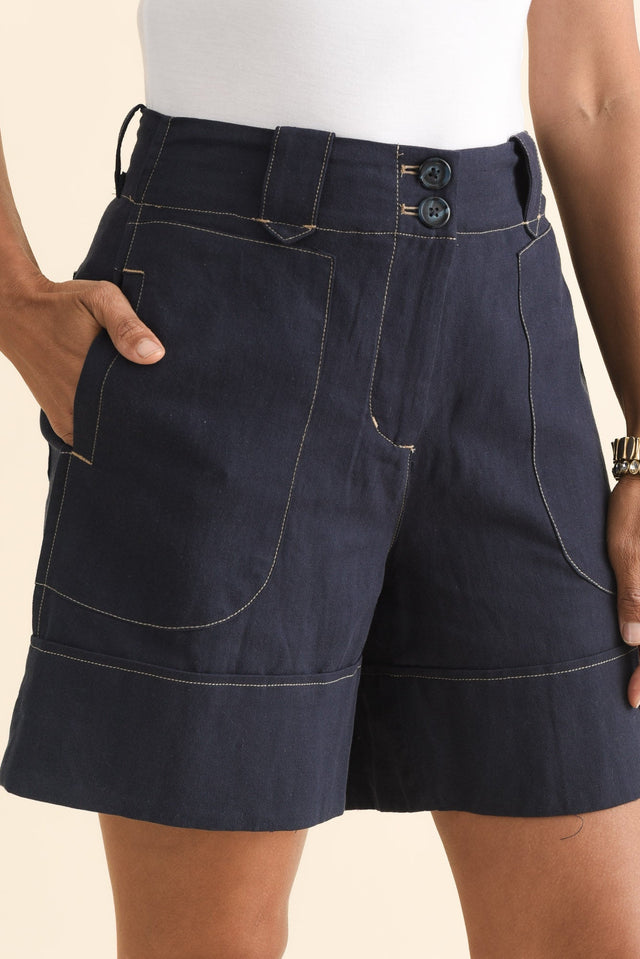 alt text|model:Cara image 6