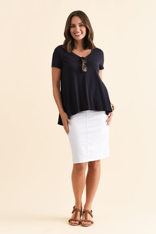 alt text|model:MJ image 4