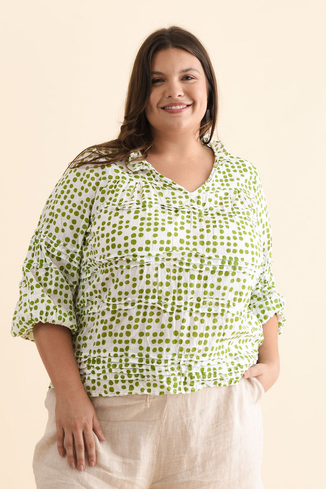 Palmer Green Spot Cotton Long Sleeve Top,Brunette model,plus-size,curve-tops,plus-size-sleeved-tops,plus-size-cotton-tops,alt text|model:Gabby image 8