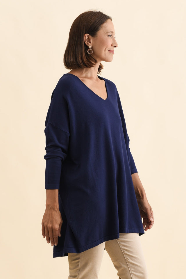 Piper Navy V Neck Knit Jumper,Brunette model,alt text|model:Cara image 4