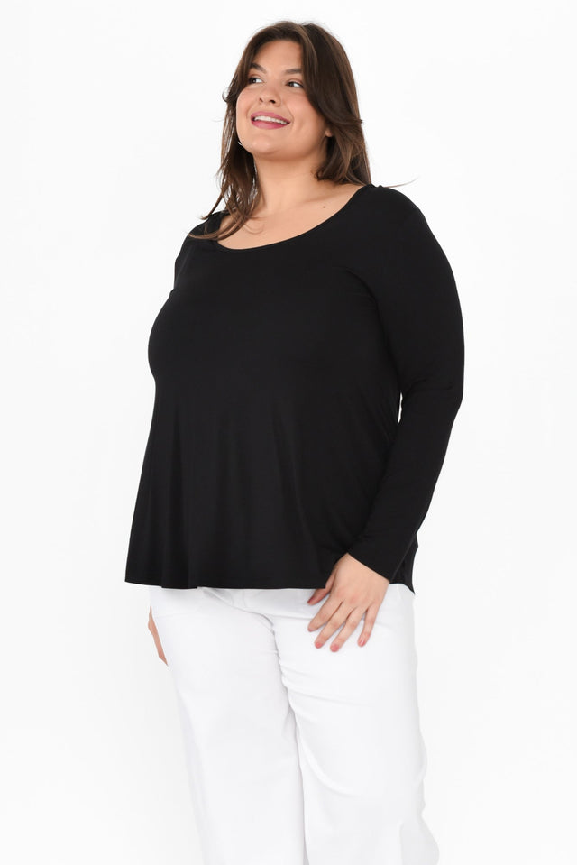 plus-size,curve-basics,curve-tops,plus-size-sleeved-tops,plus-size-basic-tops,plus-size-winter-clothing,alt text|model:Gabby image 9